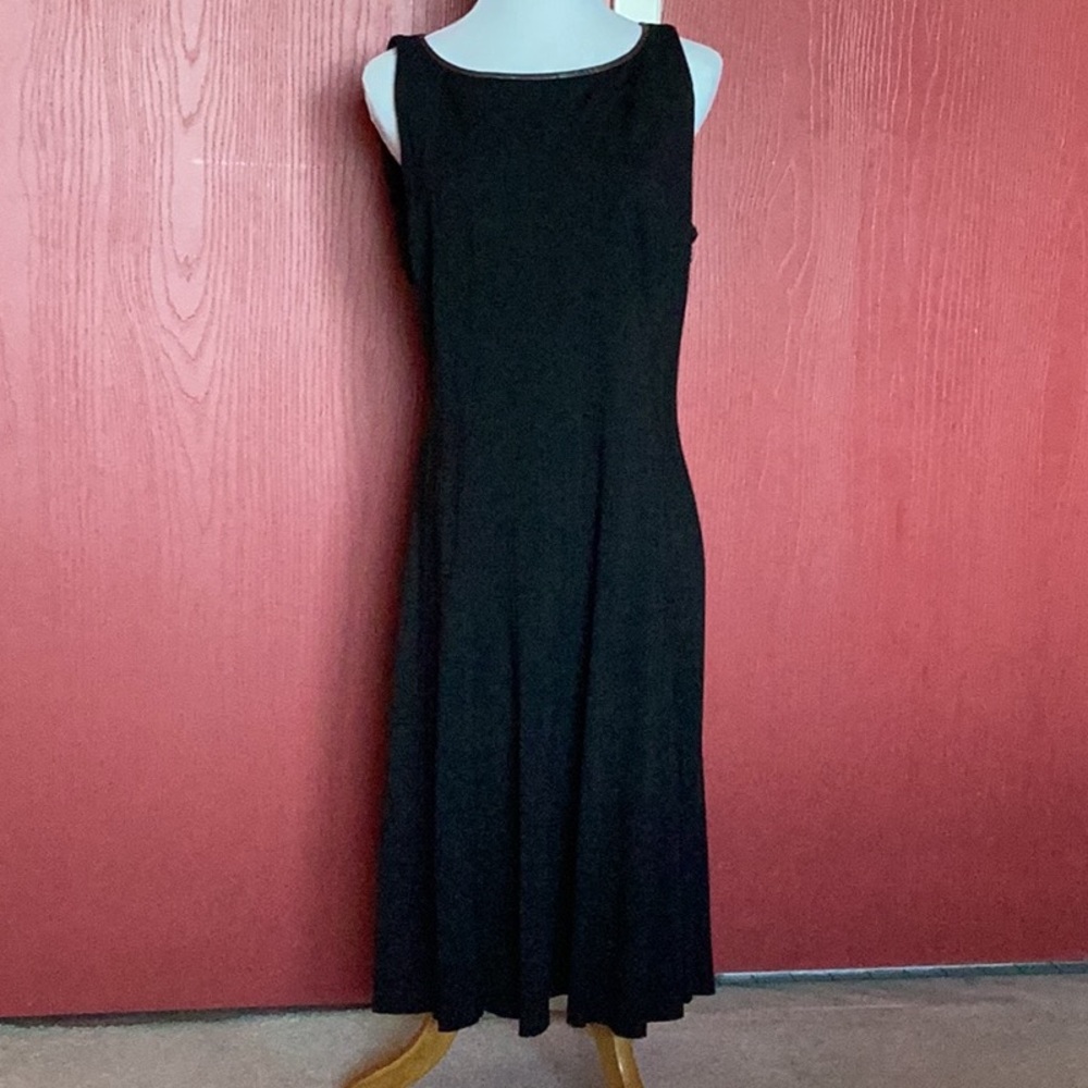 Elegant Black Dress